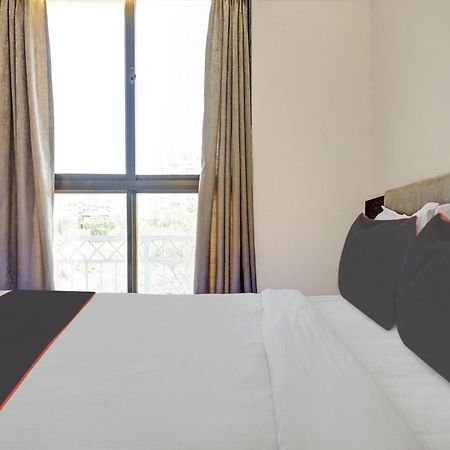 Super Townhouse Poona Royal Pimpri-Chinchwad Exterior foto